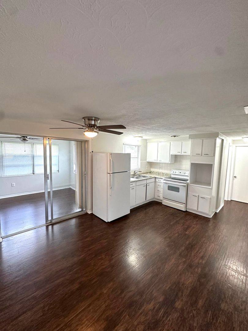 House for rent at 2151 Dixie Garden Loop, Holiday, FL 34690