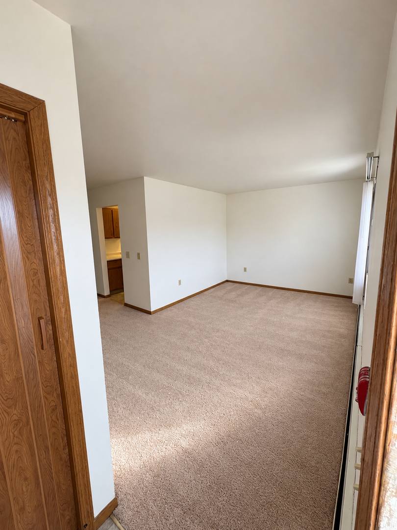 Apartment for rent at 450 Sullivan St, Oshkosh, WI 54902