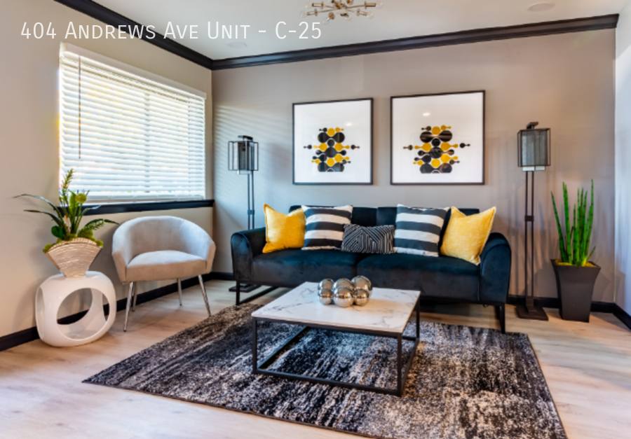 Apartment for rent at 404 Andrews Ave, Dallas, TX 75211