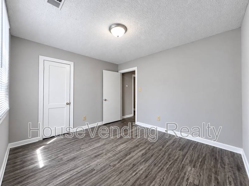 House for rent at 1776 Dalton St, Alcoa, TN 37701