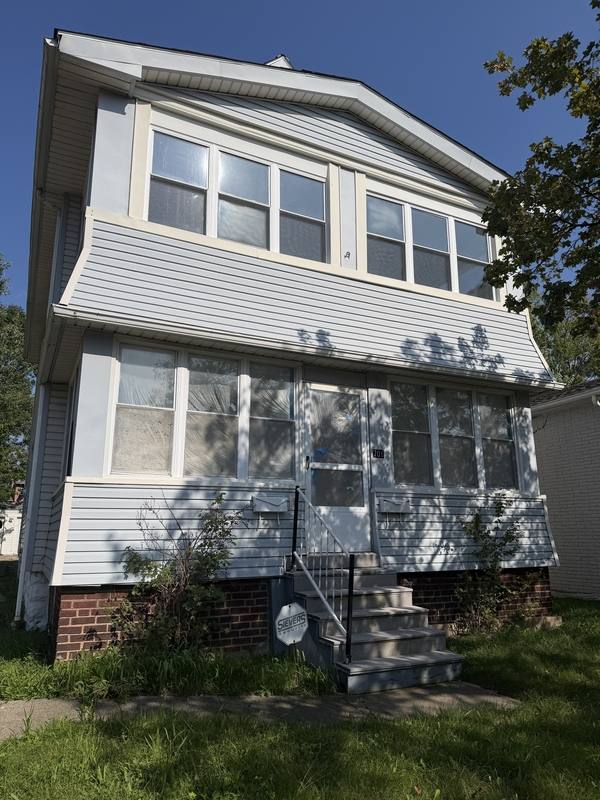 Apartment for rent at 701 E 157th St, Downstairs Unit, Cleveland, OH 44110