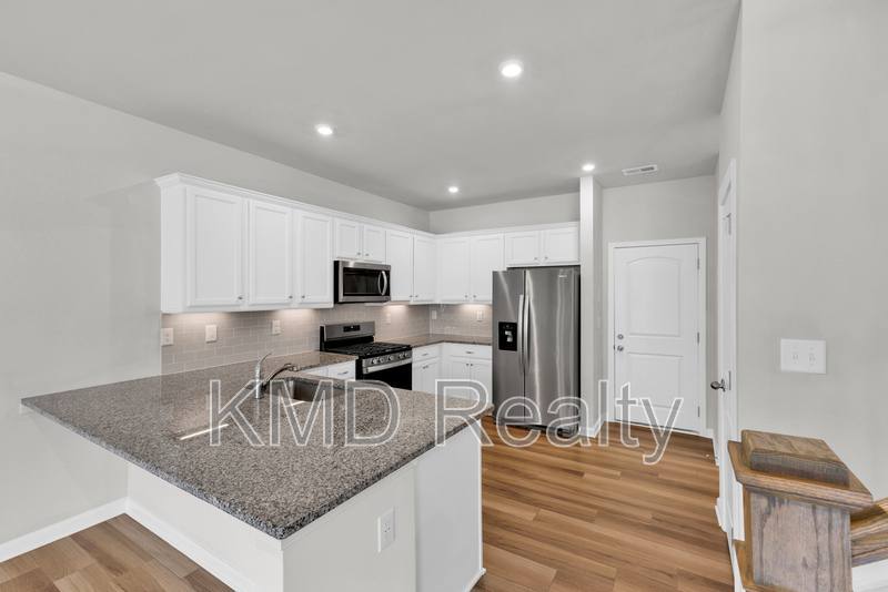 Townhouse for rent at 8012 Whitegrove Rd, Charlotte, NC 28227