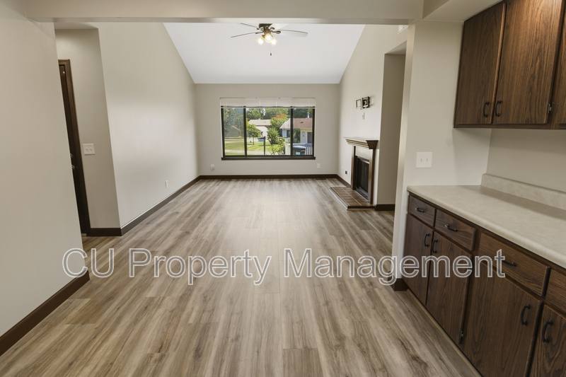 Condo for rent at 2409 Heritage Dr #1, Champaign, IL 61822