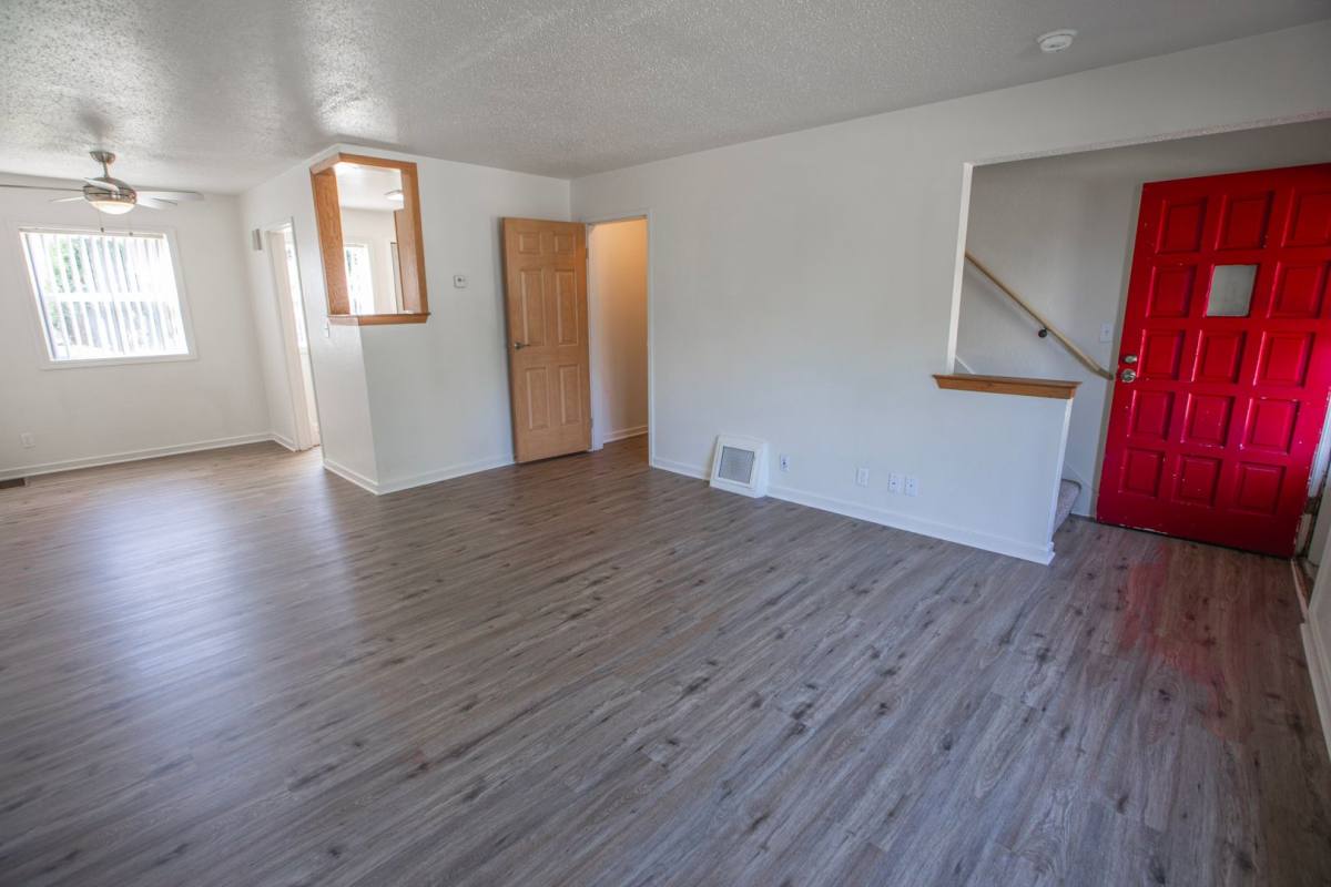Townhouse for rent at 33 E Wentworth Court, Minneapolis, MN 55419