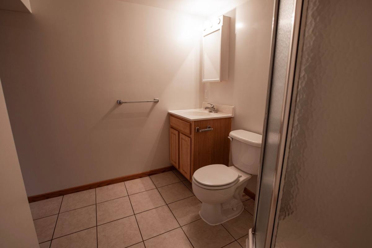 Townhouse for rent at 33 E Wentworth Court, Minneapolis, MN 55419