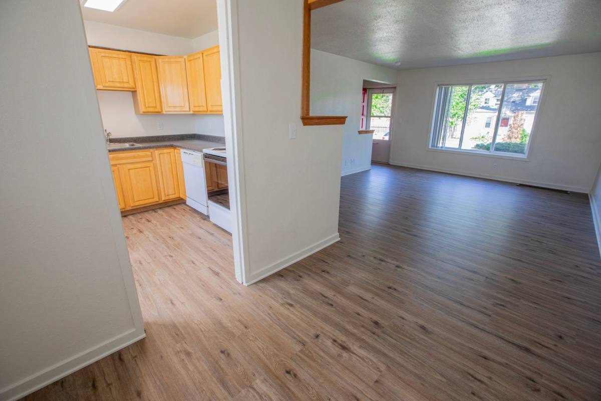 Townhouse for rent at 33 E Wentworth Court, Minneapolis, MN 55419