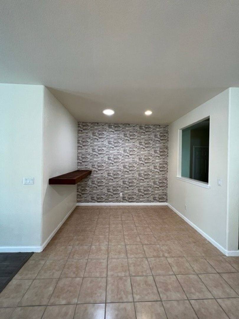 House for rent at 11805 Dionysus Way, Rancho Cordova, CA 95742