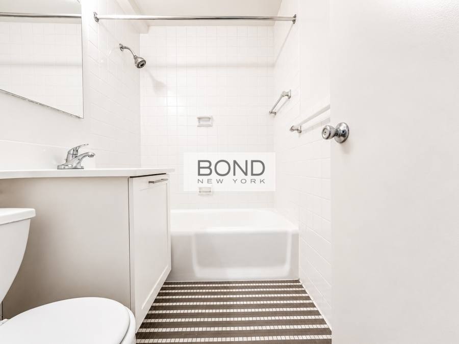 Apartment for rent at 333 E 49th St #C, New York, NY 10017
