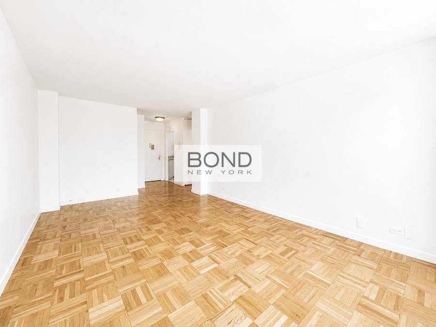 Apartment for rent at 333 E 49th St #C, New York, NY 10017