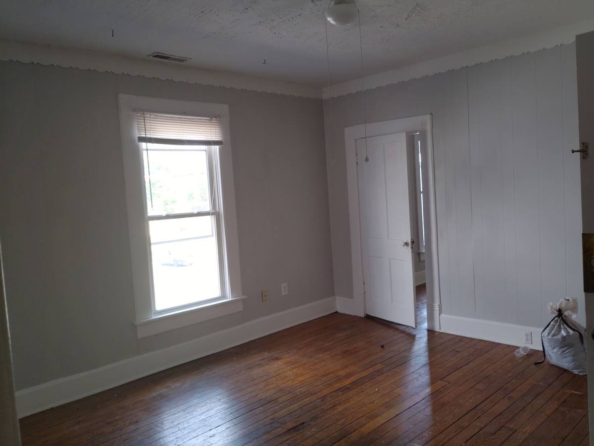 Apartment for rent at 76 Innis Ave, Columbus, OH 43207
