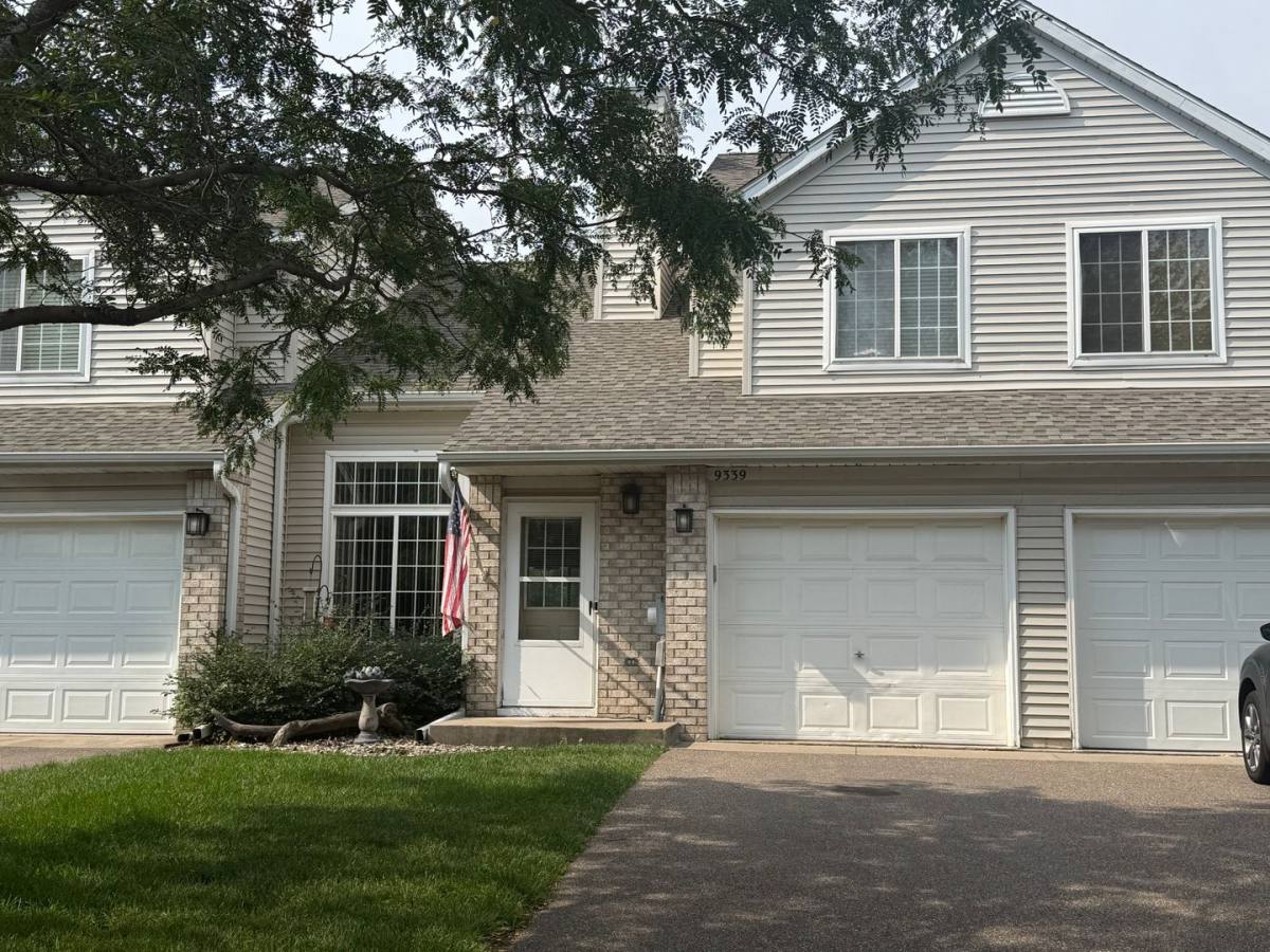 Townhouse for rent at 9339 Turnberry Alcove, St. Paul, MN 55125