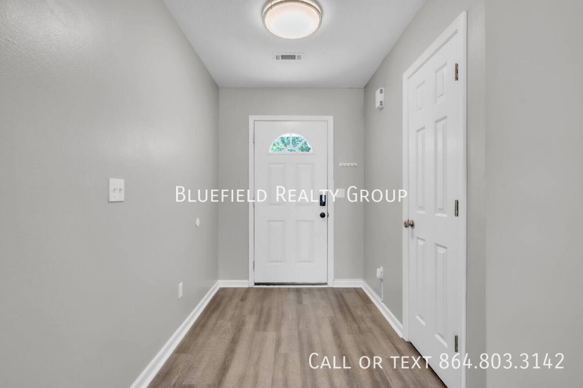 House for rent at 106 Pine Needle Rd, Piedmont, SC 29673