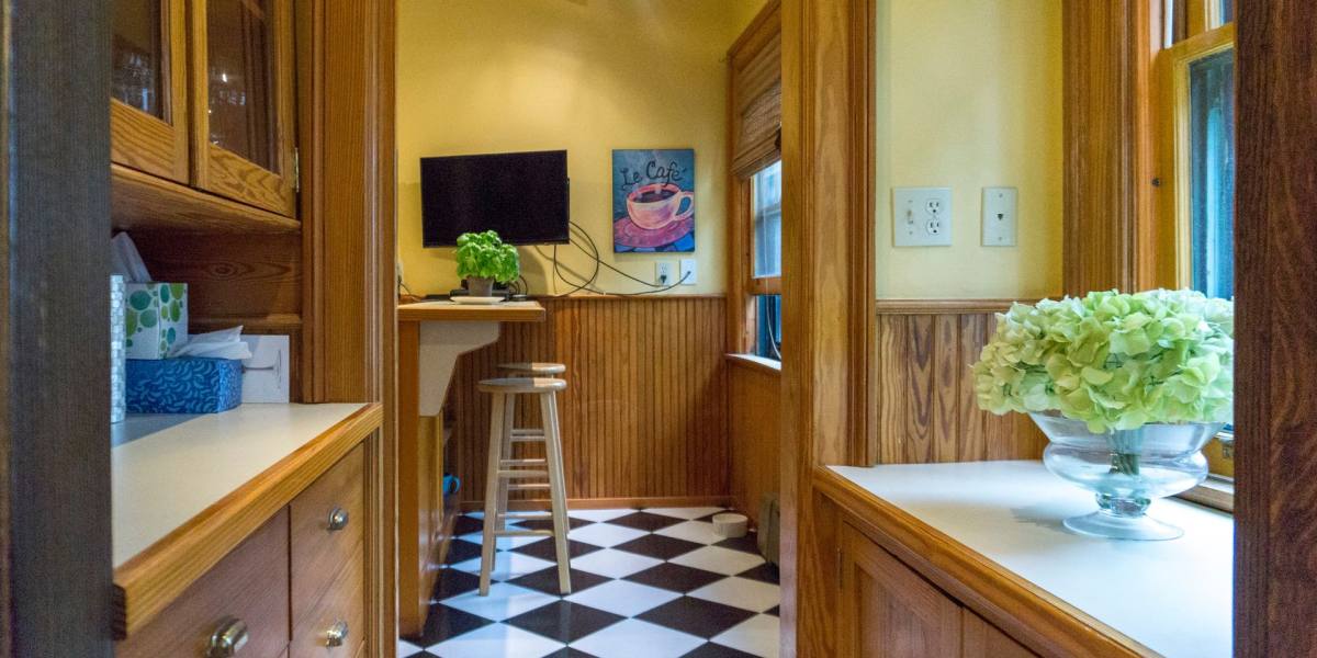 Apartment for rent at 733 W Delavan Ave, Buffalo, NY 14222