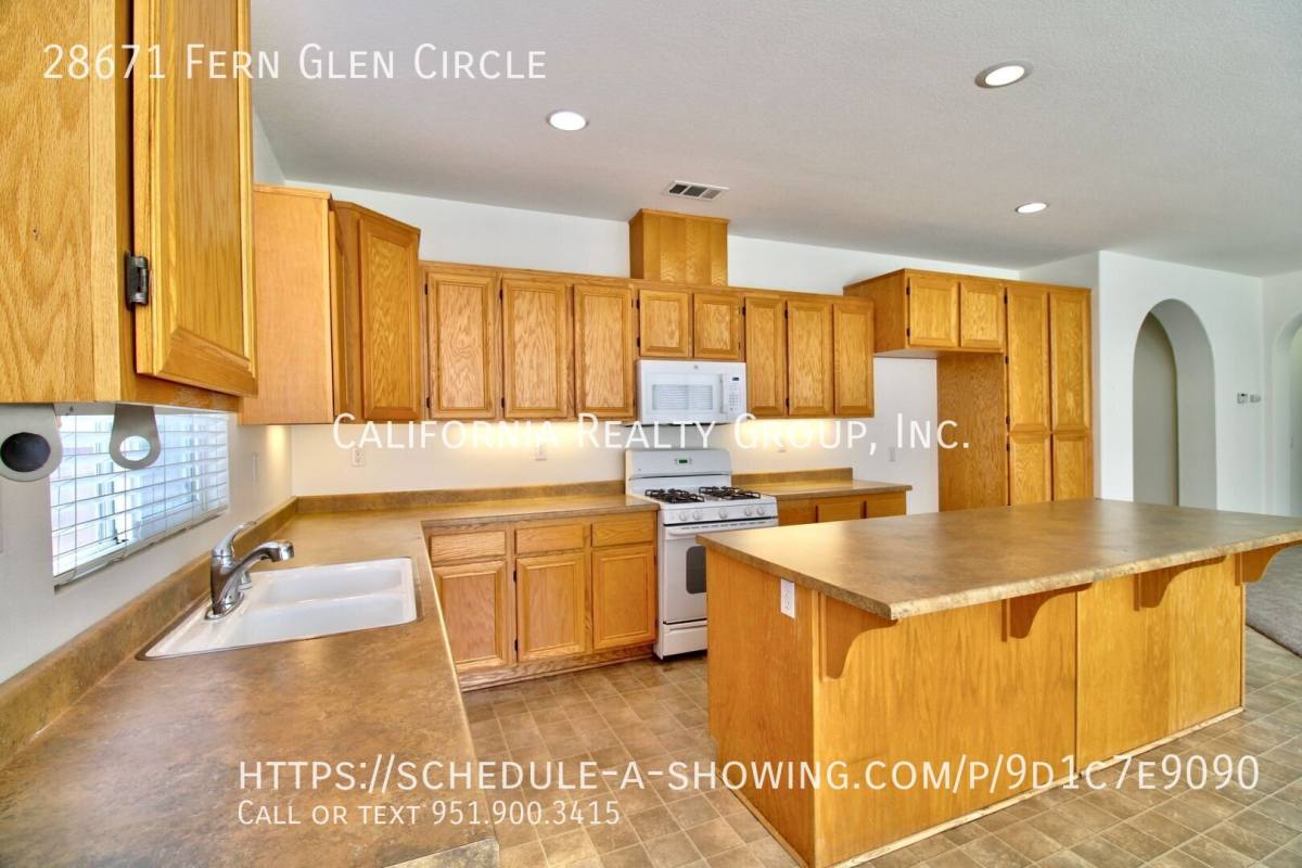House for rent at 28671 Fern Glen Circle, Lake Elsinore, CA 92530