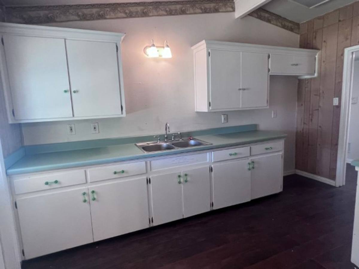 House for rent at 703 E Formosa Blvd, San Antonio, TX 78221