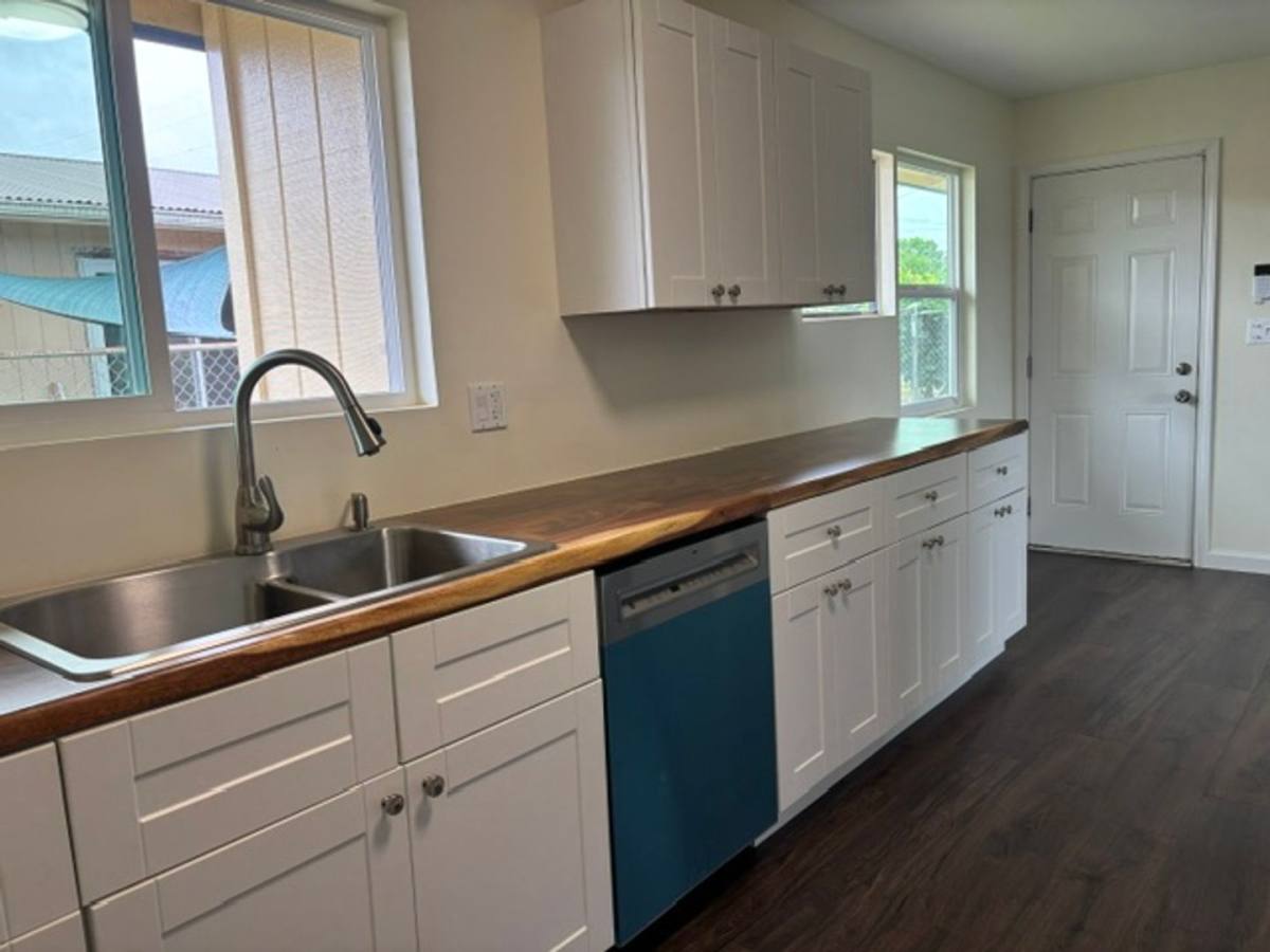 House for rent at 1413 Kilaha St, Hilo, HI 96720