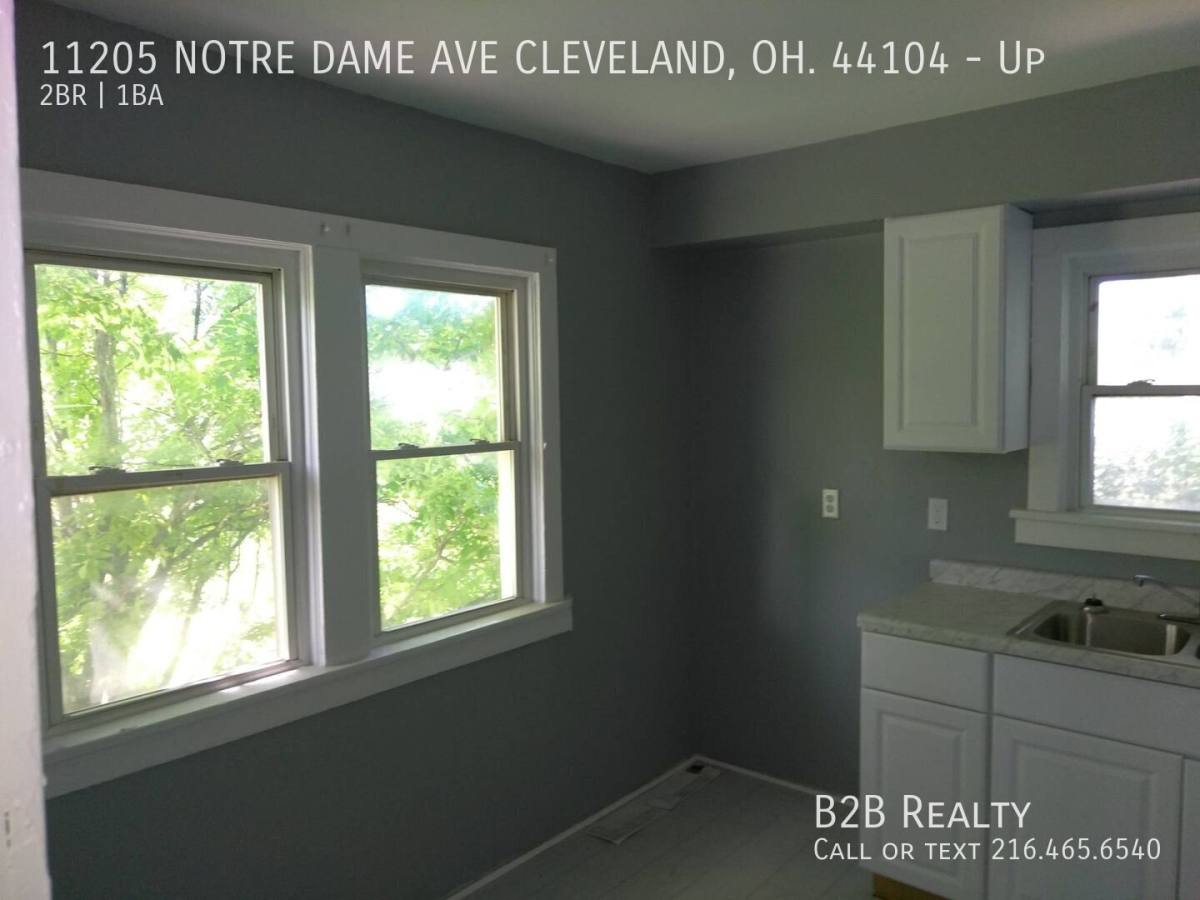 Apartment for rent at 11205 Notre Dame Ave #UP, Cleveland, OH 44104