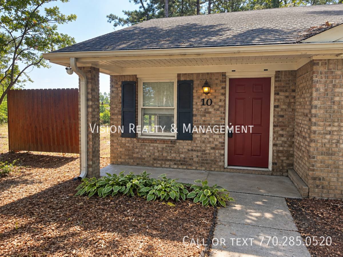 Apartment for rent at 10 S Creek Rd, Carrollton, GA 30116