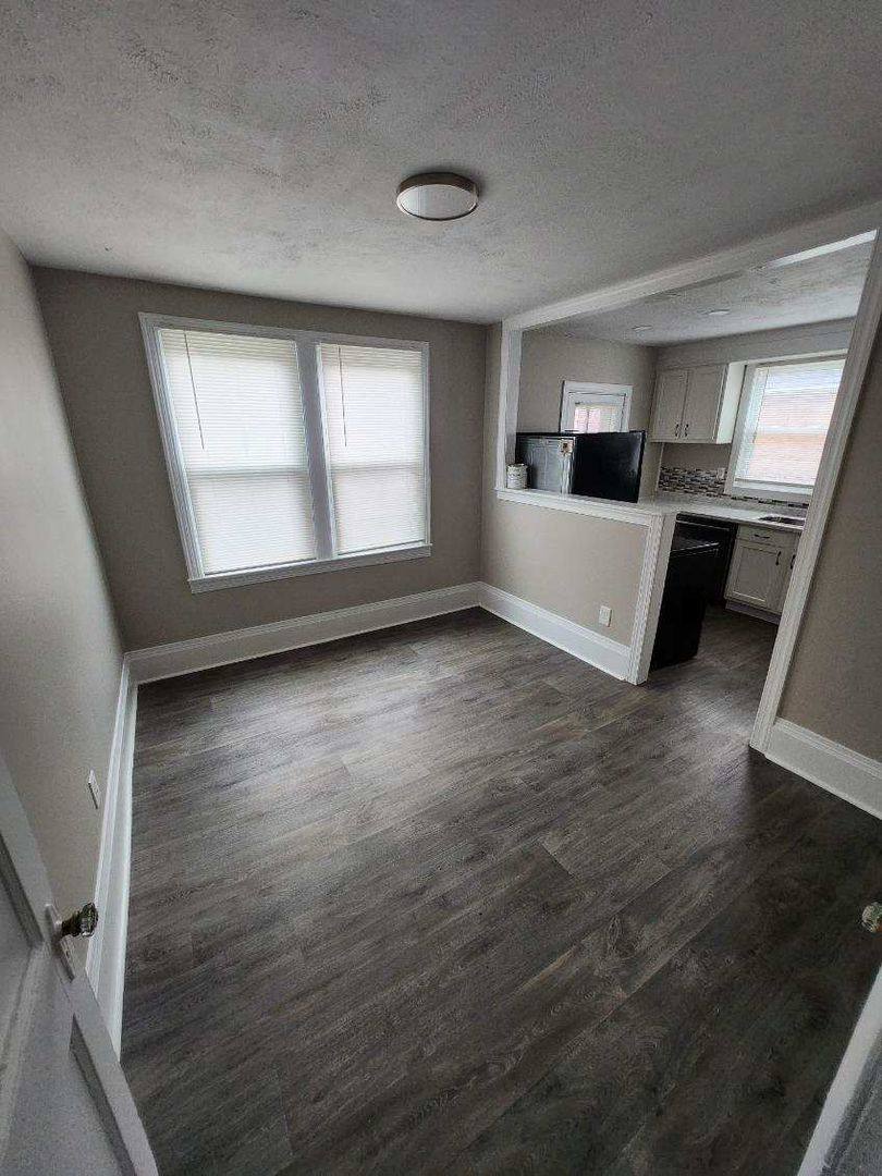 House for rent at 2309 Westview Dr, Cayce, SC 29033