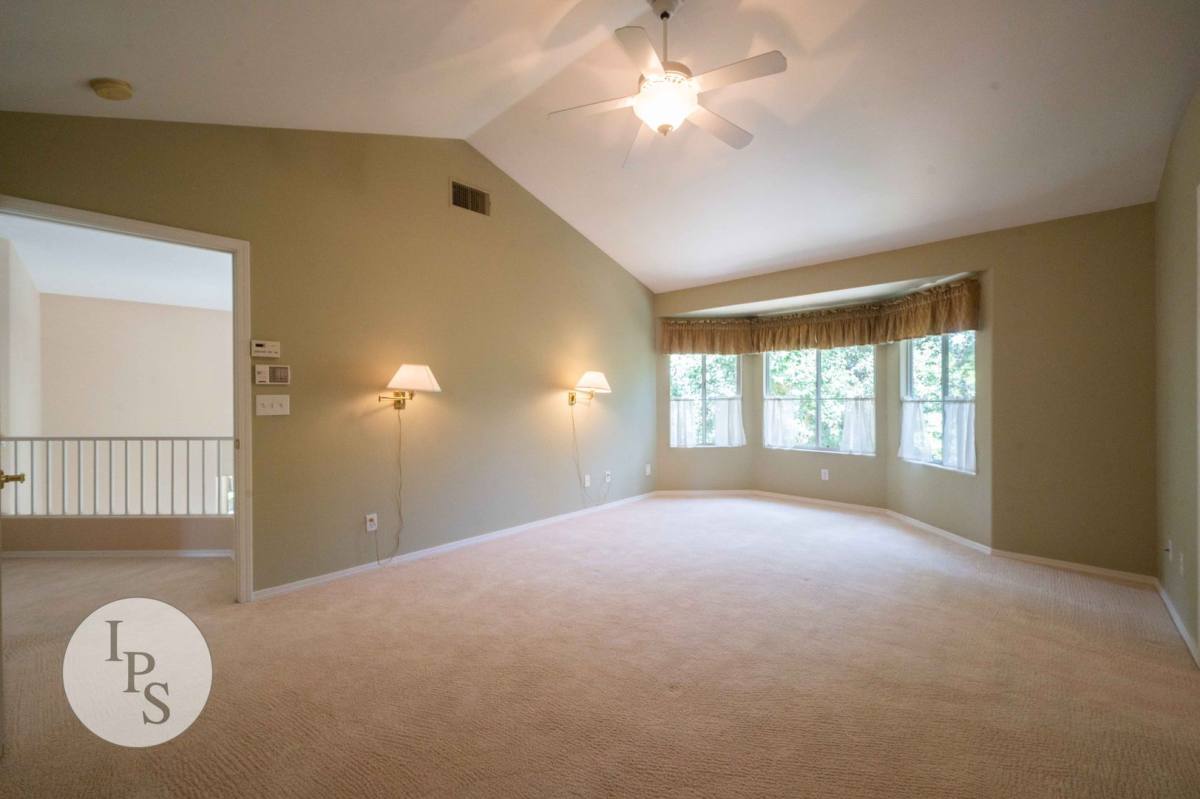 1184 E Province Dr, Fresno, CA 93720 - House for Rent - Image 1