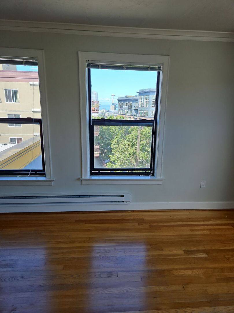 Apartment for rent at Harvard Crest, 135 Harvard Ave E, Seattle, WA 98102