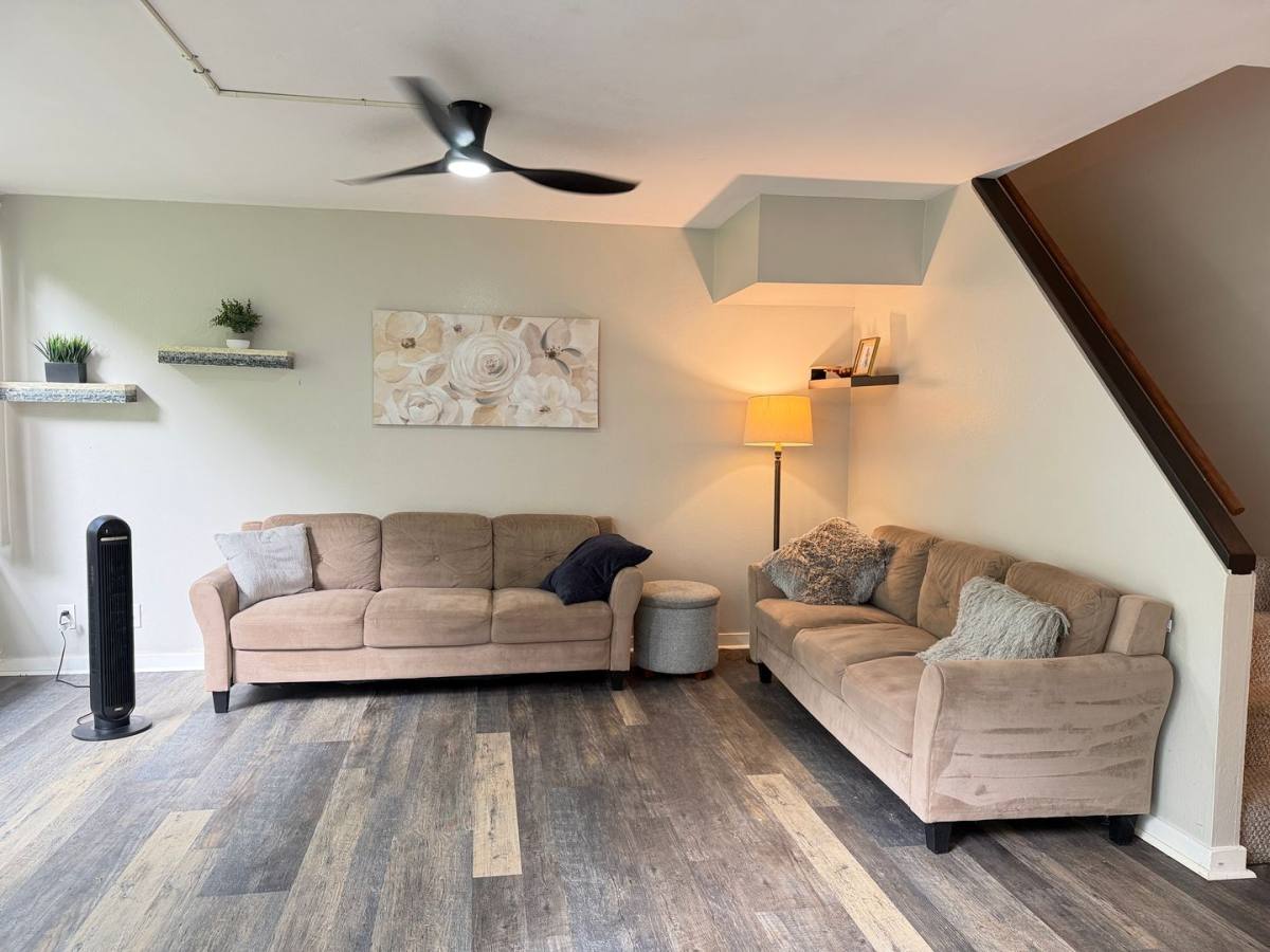 Townhouse for rent at 188 Hale St, Hilo, HI 96720