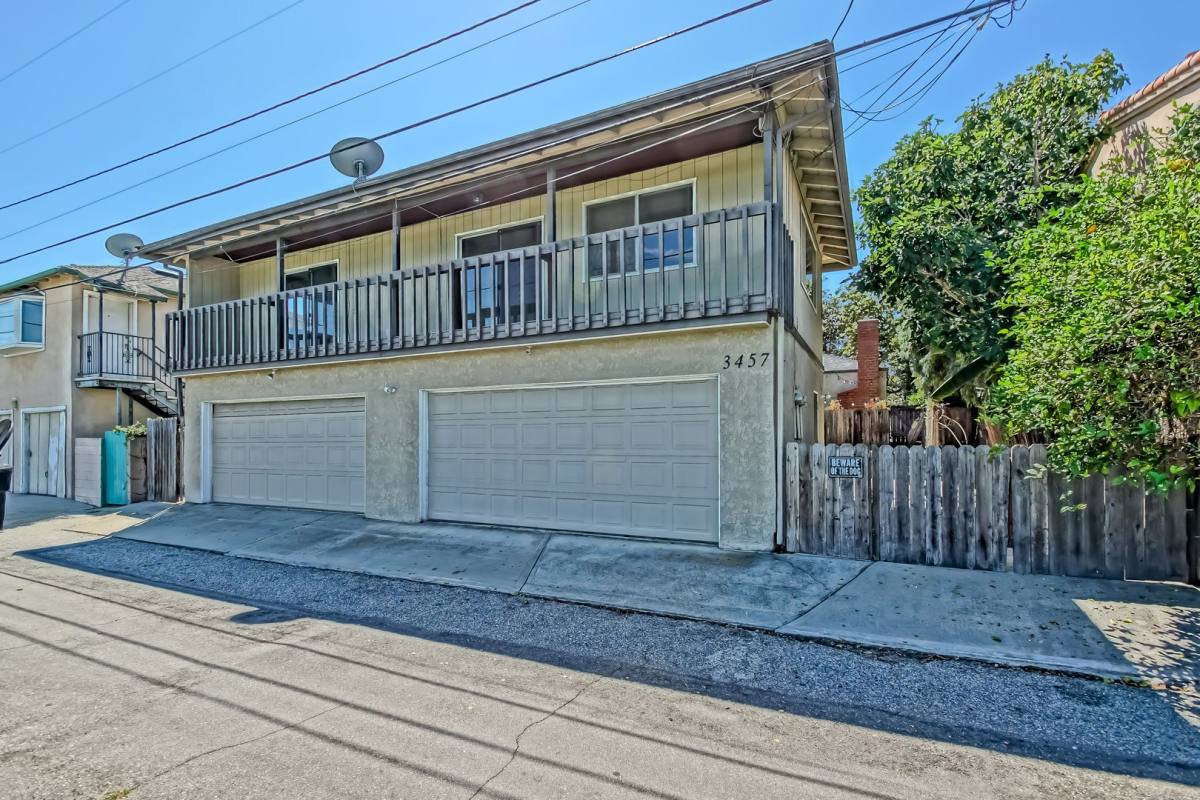 Apartment for rent at 3455-3457 Newton St, Torrance, CA 90505