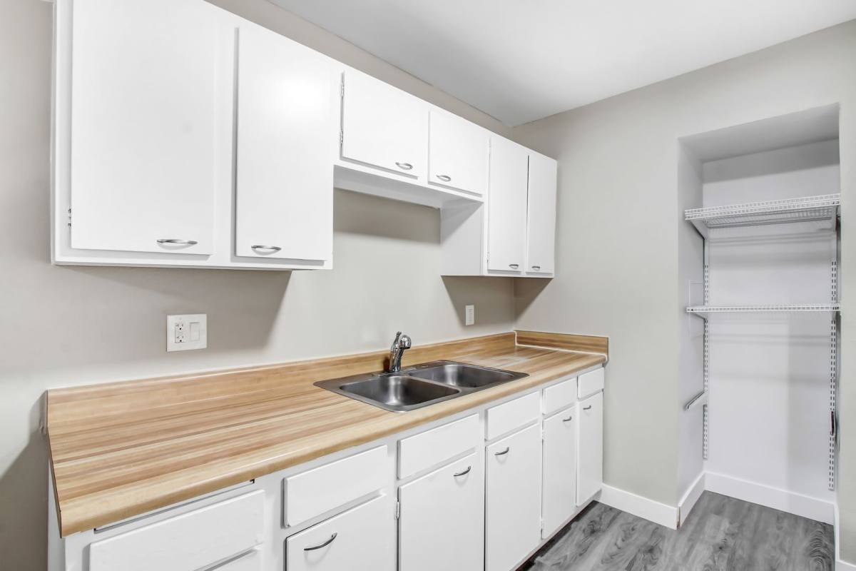 Apartment for rent at 1066 N Orange St, Riverside, CA 92501
