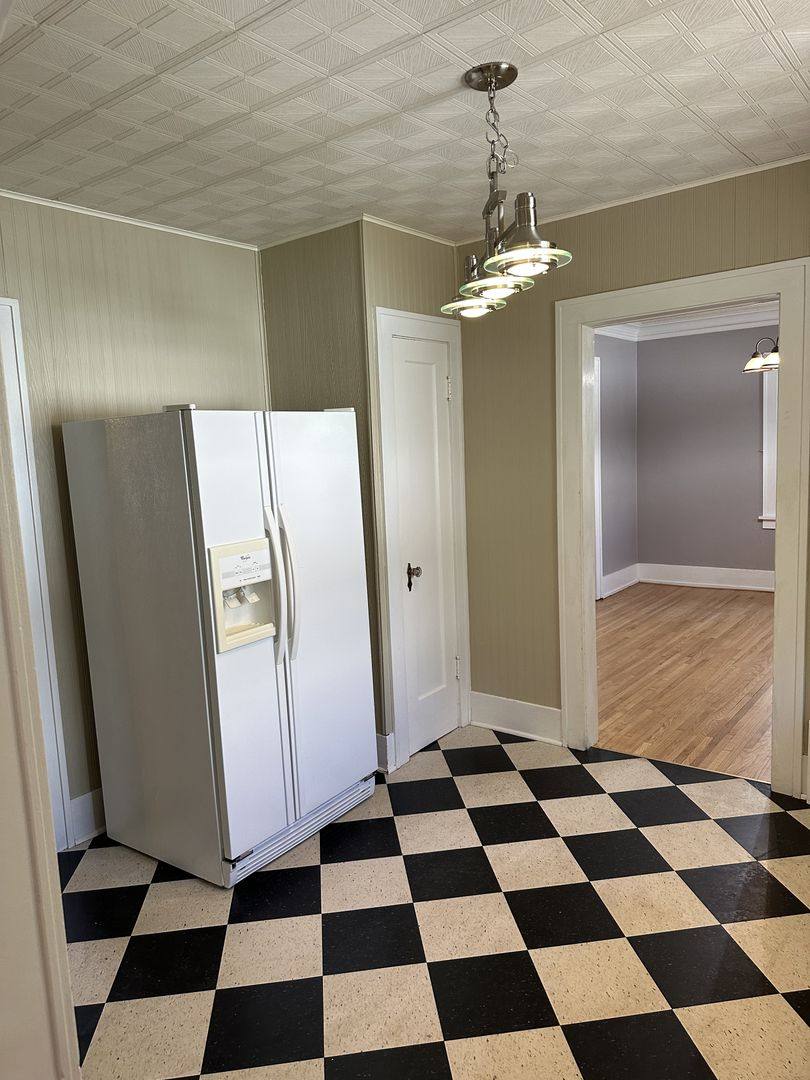 House for rent at 11 15th St N, Great Falls, MT 59401