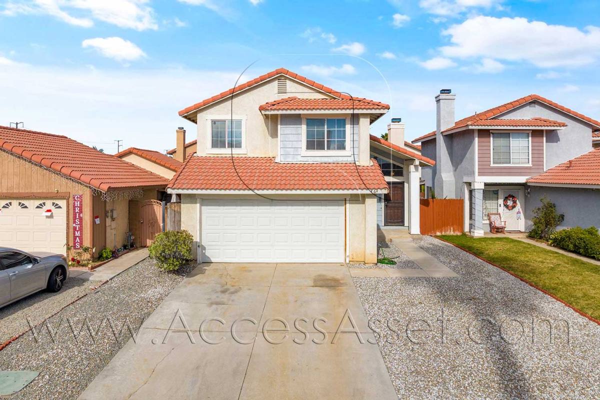 House for rent at 464 E Jarvis St, Perris, CA 92571