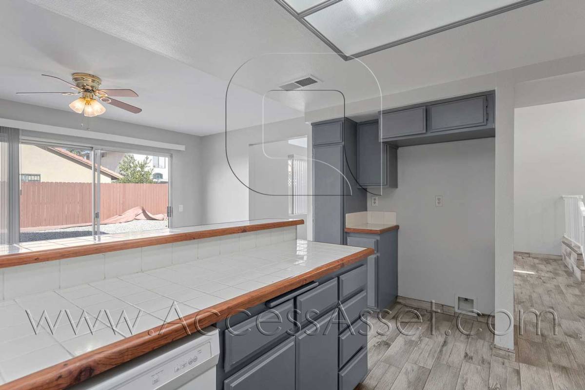 House for rent at 464 E Jarvis St, Perris, CA 92571