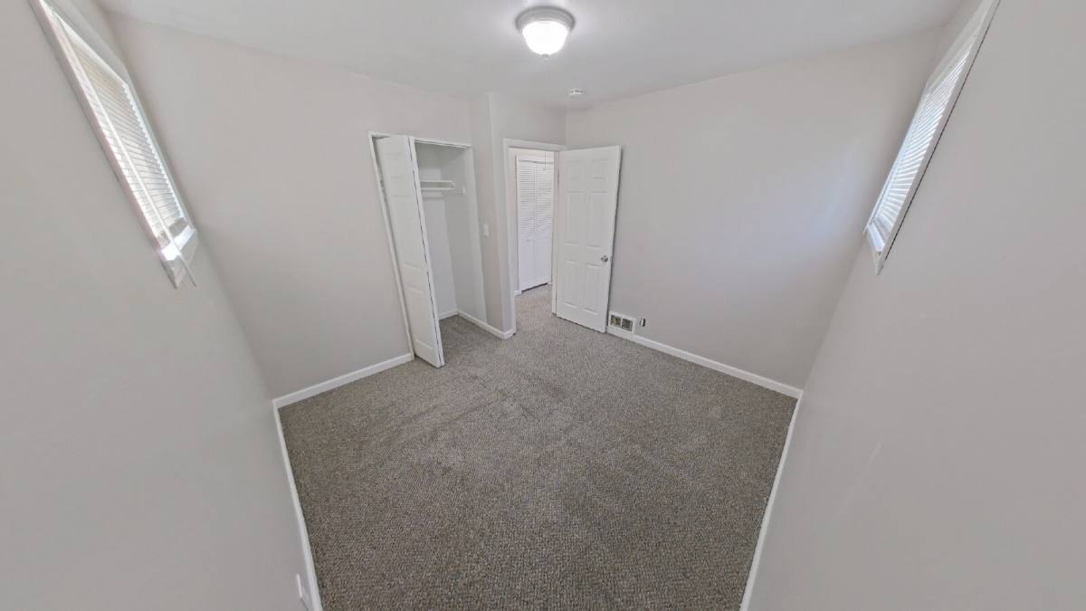 House for rent at 28368 Waverly St, Roseville, MI 48066