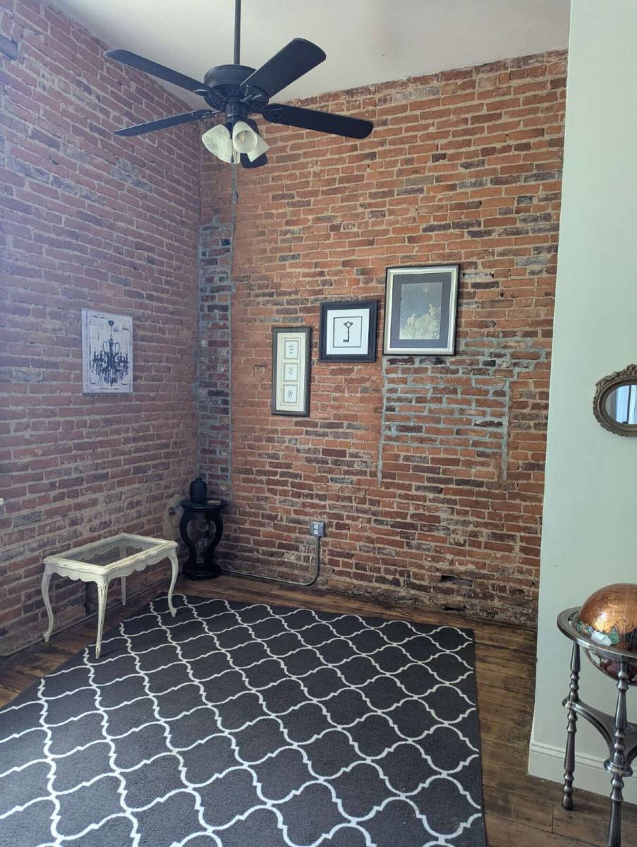 Apartment for rent at 107 S Wayne St #4, Milledgeville, GA 31061