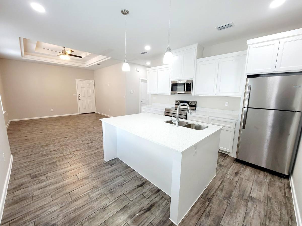 Apartment for rent at 1006 E Starr Rd #A, Mercedes, TX 78570