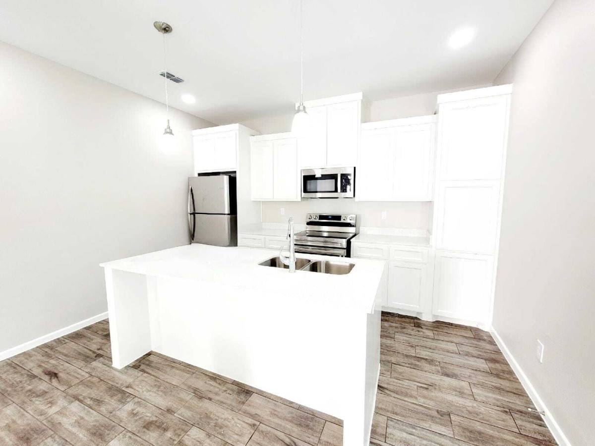 Apartment for rent at 1006 E Starr Rd #A, Mercedes, TX 78570