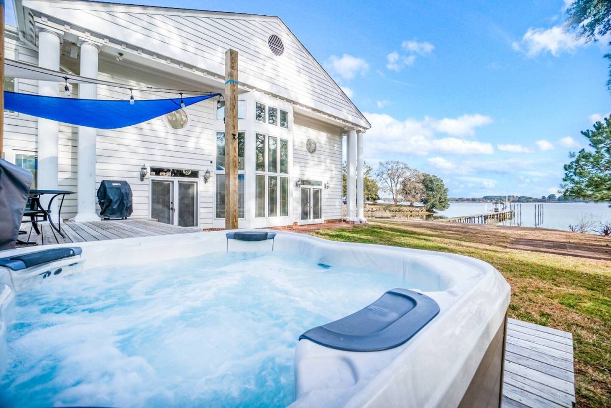 2901 Replica Lane, Portsmouth, VA 23703 - Apartment for Rent - Image 1