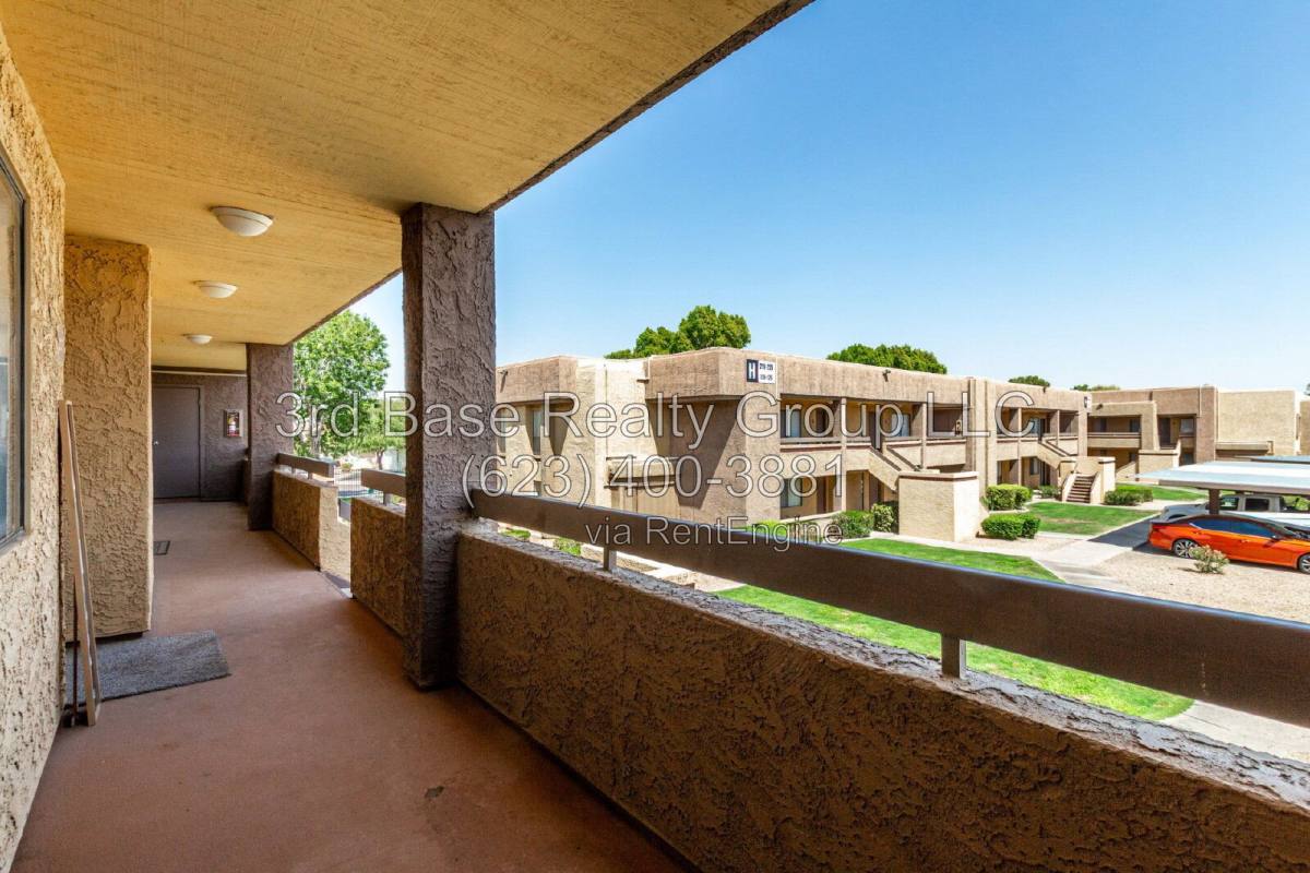 Apartment for rent at 3601 W Tierra Buena Lane #227, Phoenix, AZ 85053