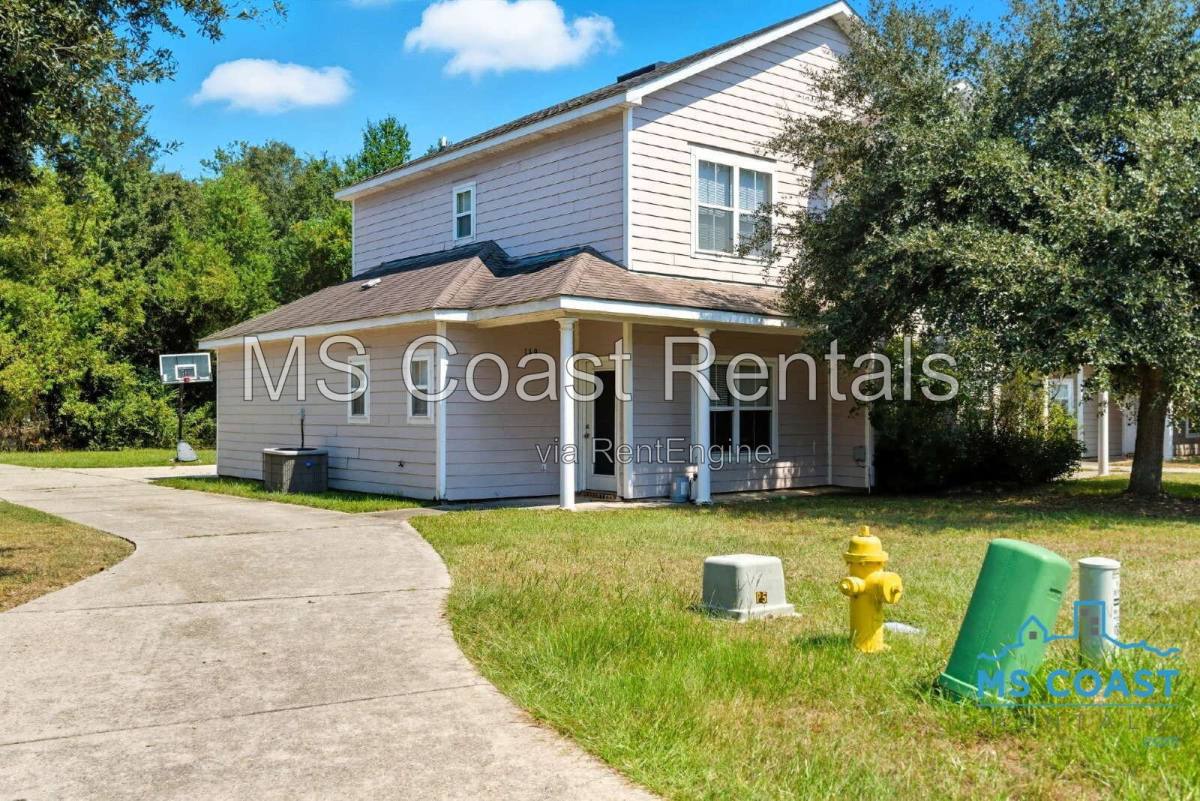 Apartment for rent at 119 Earle Taylor Lane, Ocean Springs, MS 39564