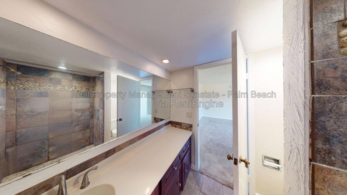 Townhouse for rent at 1118 11th Court, Palm Beach Gardens, FL 33410