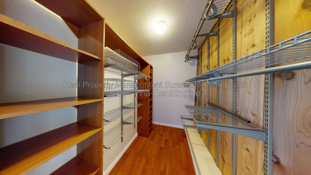 Townhouse for rent at 1118 11th Court, Palm Beach Gardens, FL 33410