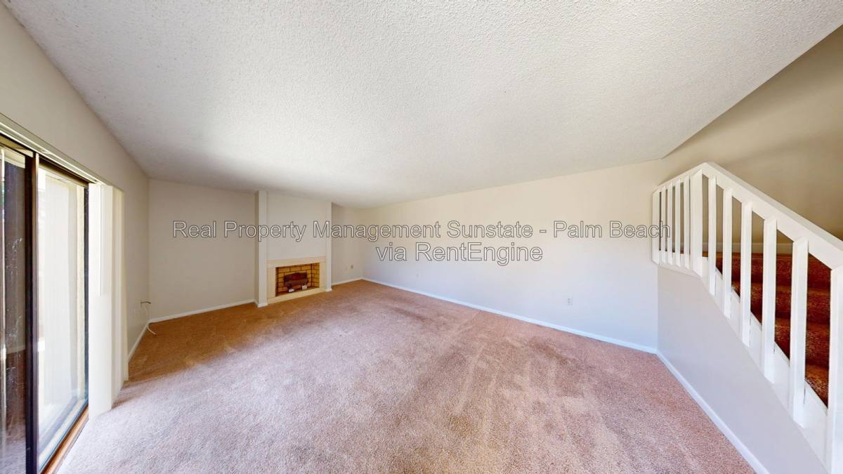 Townhouse for rent at 1118 11th Court, Palm Beach Gardens, FL 33410