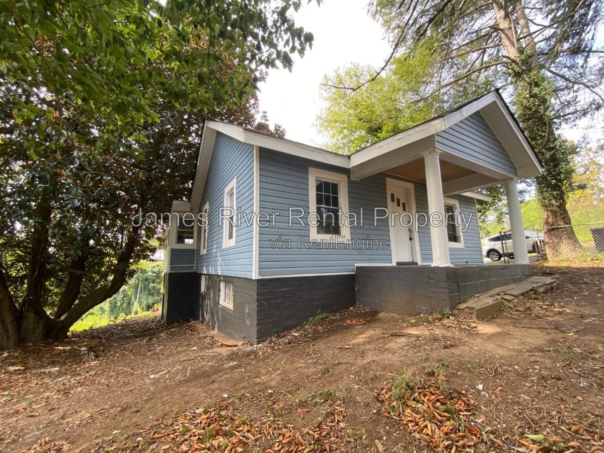 House for rent at 801 Dearing St, Lynchburg, VA 24503