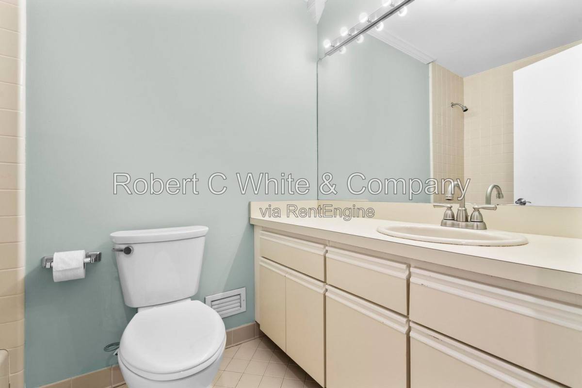 Condo for rent at 38 Harbour Close #38, New Haven, CT 06519
