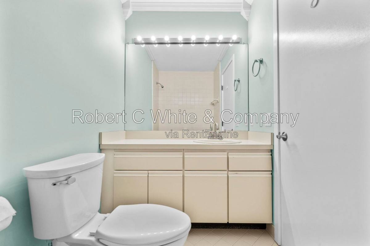 Condo for rent at 38 Harbour Close #38, New Haven, CT 06519
