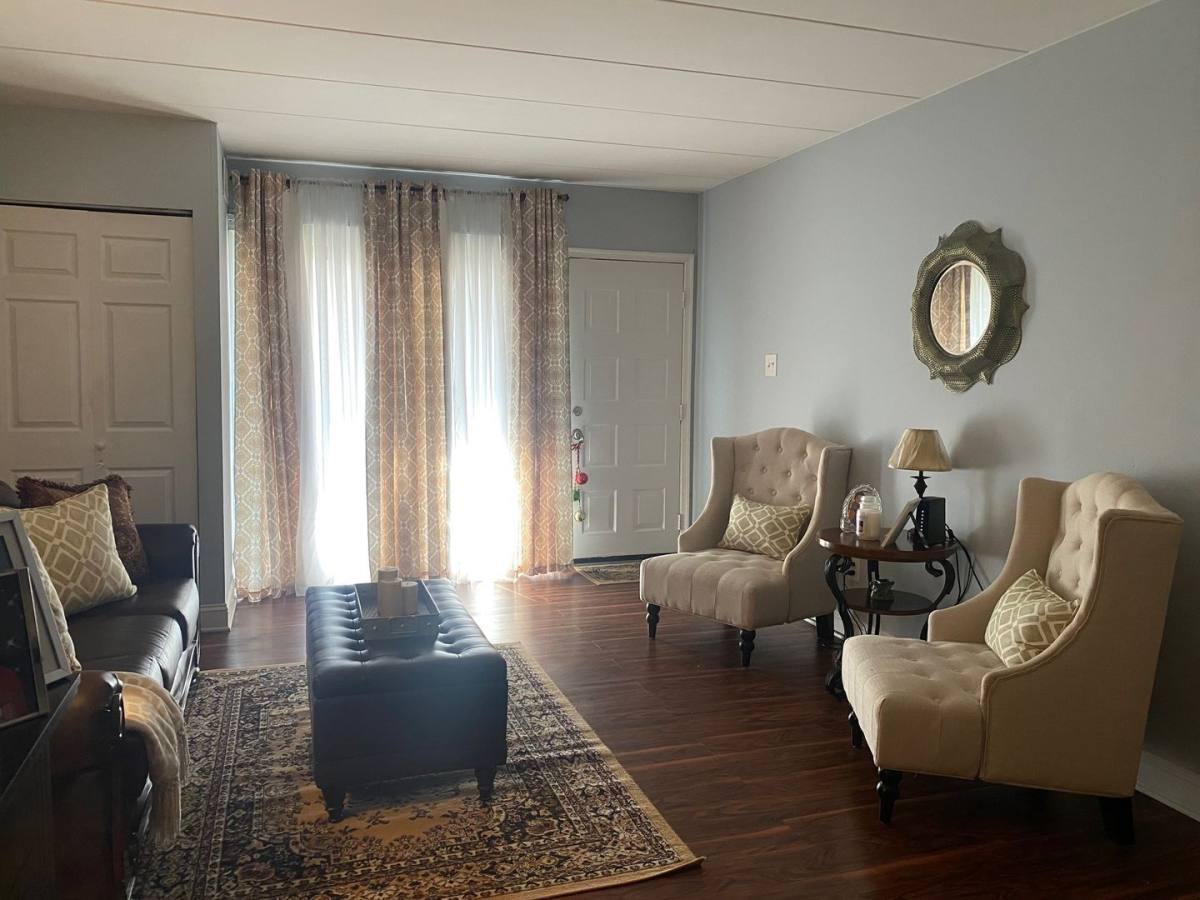 Apartment for rent at 7733 Oxford Ave #1, Philadelphia, PA 19111