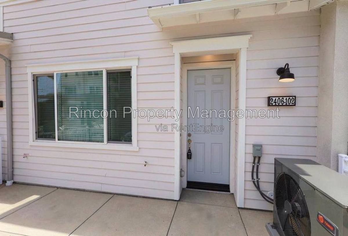 Apartment for rent at 2406 Haley Point Dr #102, Ventura, CA 93003