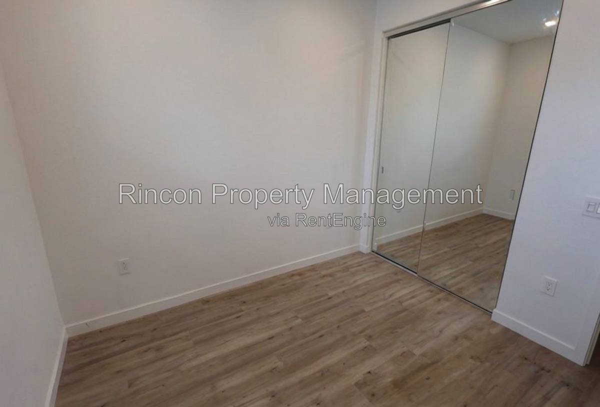 Apartment for rent at 2406 Haley Point Dr #102, Ventura, CA 93003