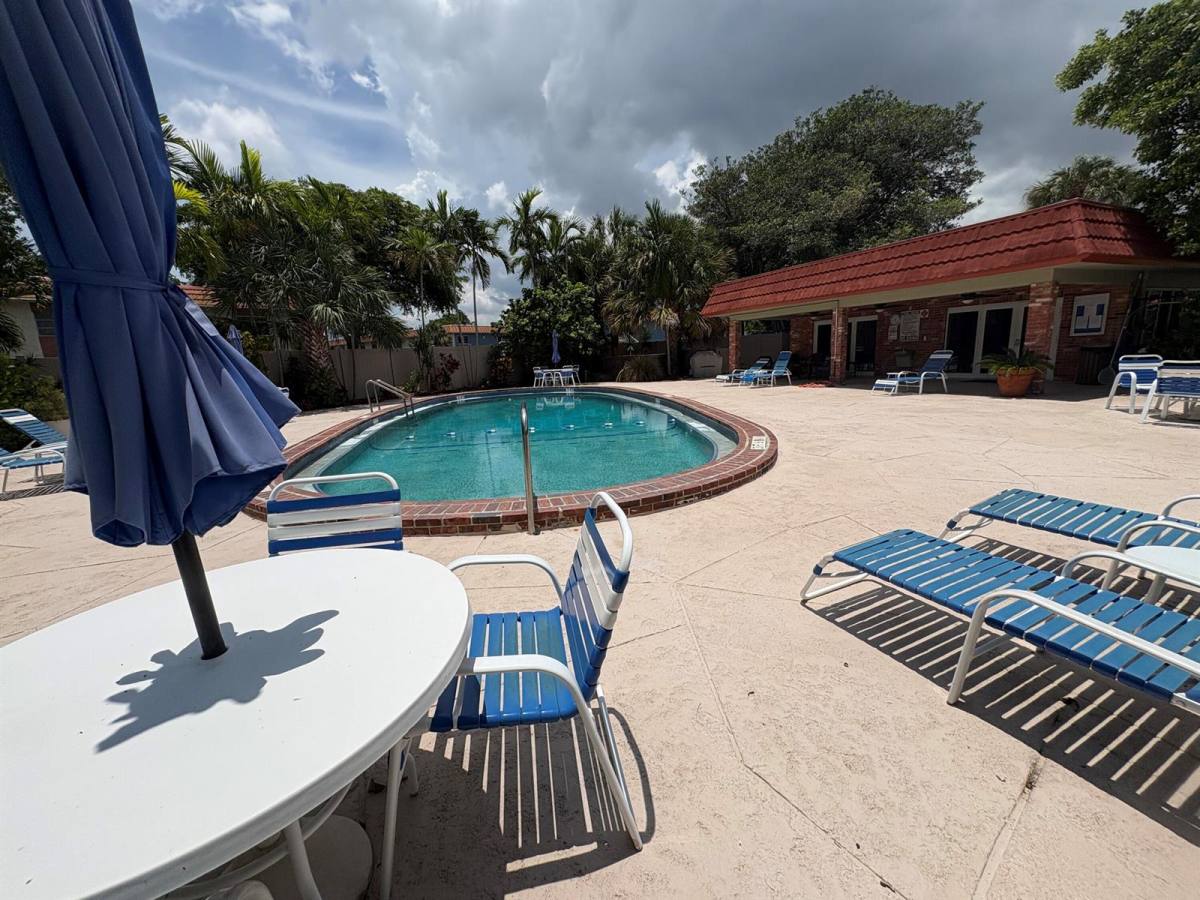 Townhouse for rent at 113 NE 20th Court #4G, Fort Lauderdale, FL 33305