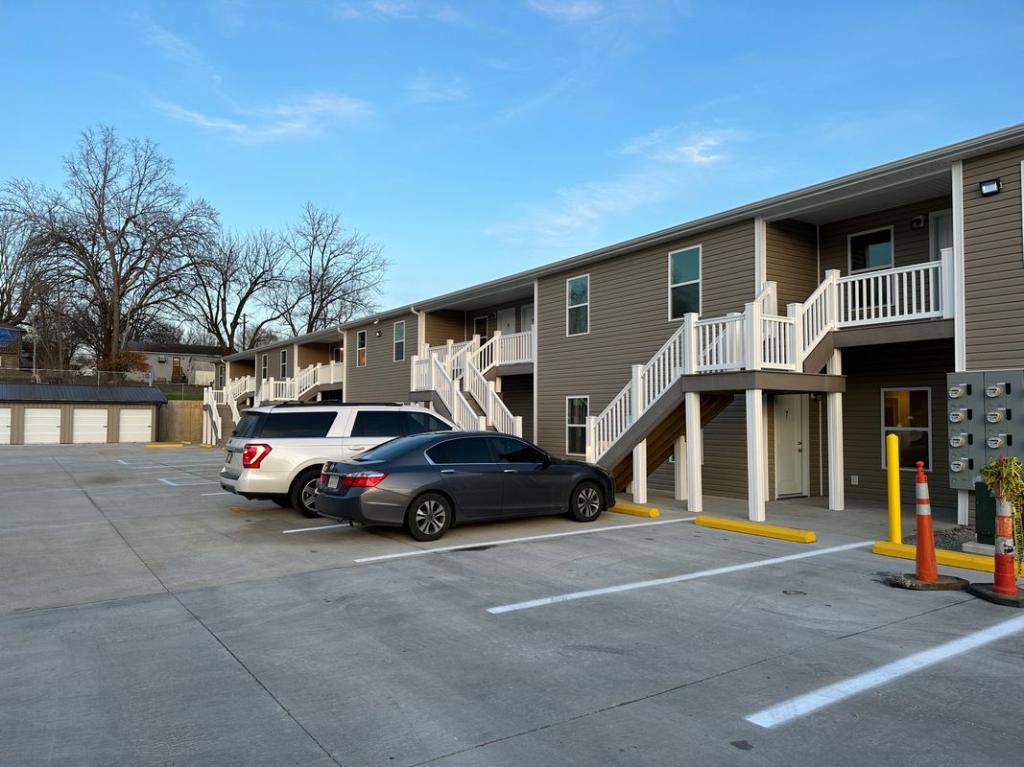 Apartment for rent at 802 Crown St, Marble Hill, MO 63764