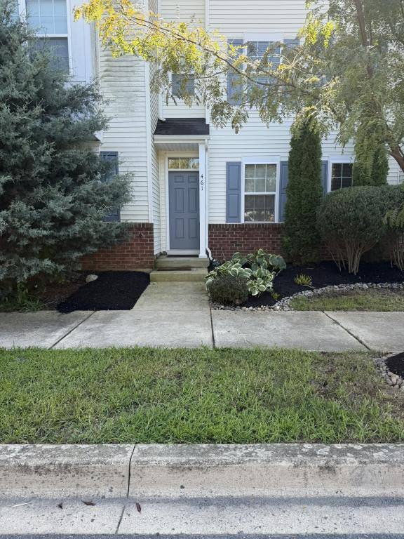 Townhouse for rent at 461 Toftrees Dr, Middletown, DE 19709